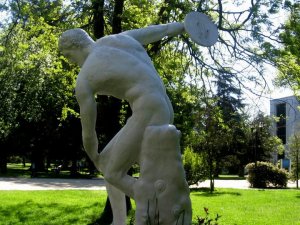 esculturas universidad de concepción